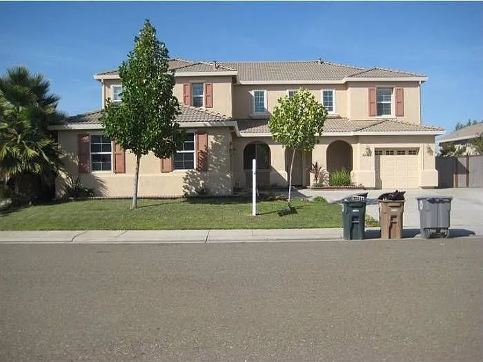 8457 Greentrails Way photo 1