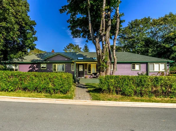 4 Sycamore Place, St. John's, NL A1B2S3