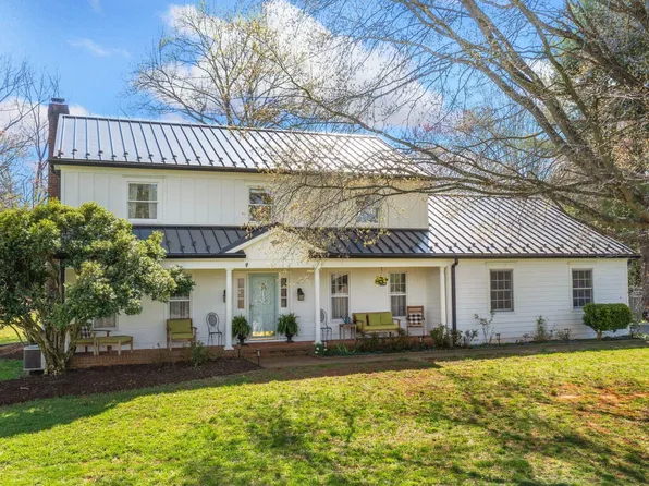 2603 Holkham Dr, Charlottesville, VA 22901