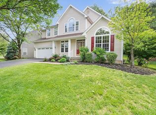 24 Landau Rd, Basking Ridge, NJ 07920