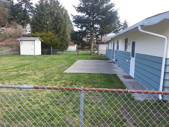 3rd image of 4419 S 49th St