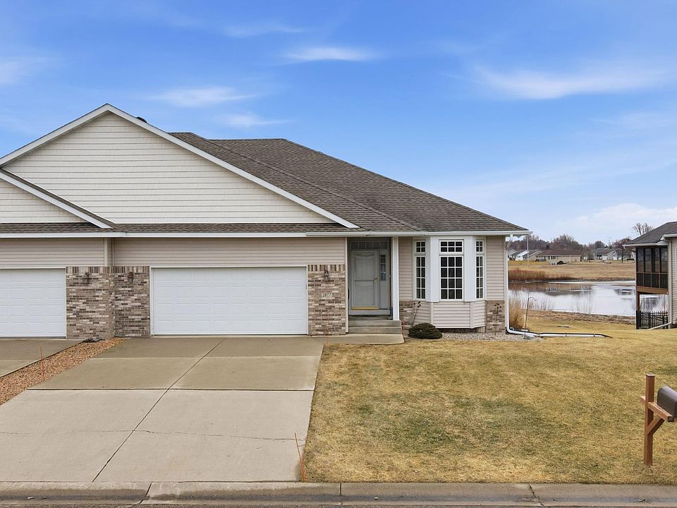 1st image of 2877 Meadowview Ln NE