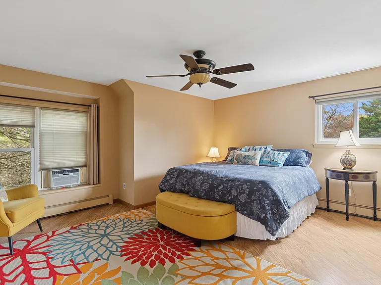 3 Meadowgrass Ln — Photo 9