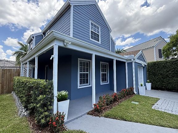 2nd image of 11745 SW 116th Ter