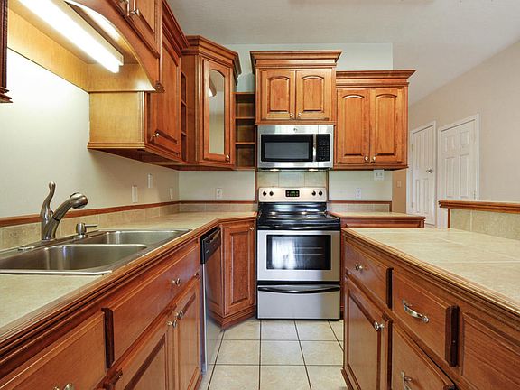 5th image of 11273 Creek Dr