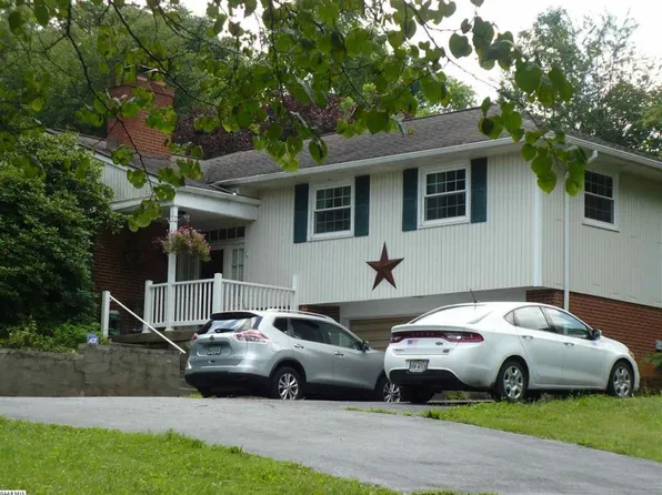 155 Baynes Rd, Waynesboro, VA 22980
