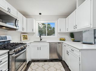 4478 Arden View Ct, Arden Hills, MN 55112