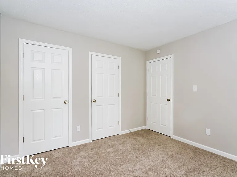 5631 Willowridge Ct — Photo 11