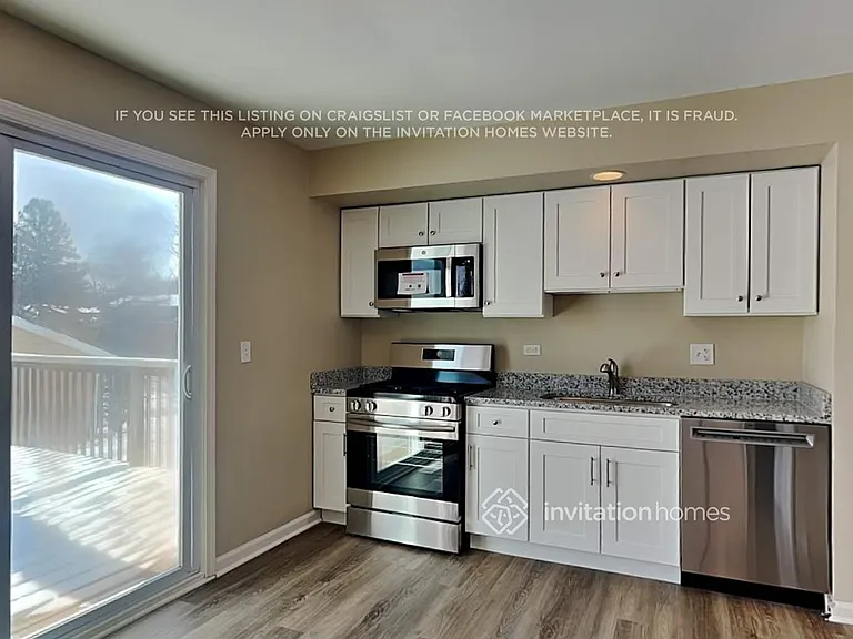 640 N Ashbury Ave — Photo 9