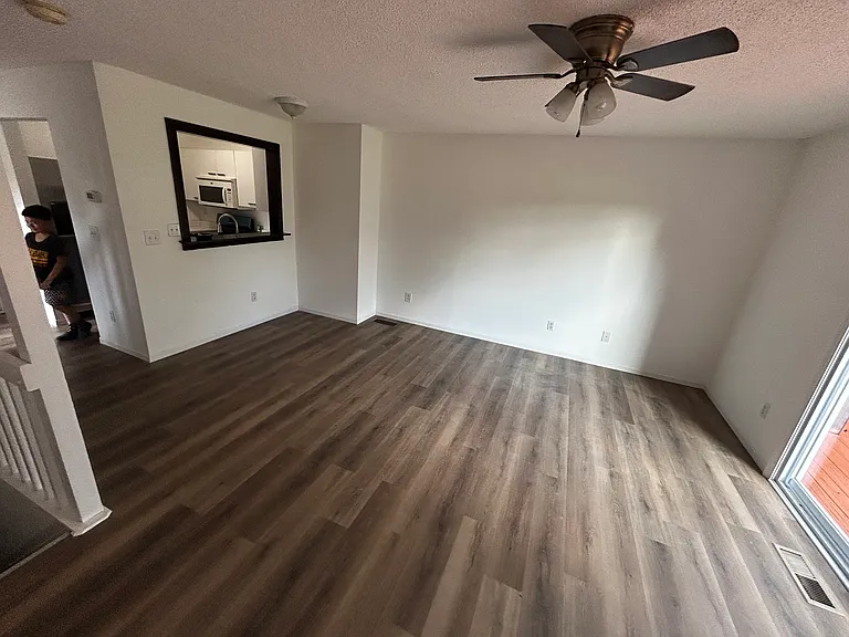 2229 Teardrop Ave — Photo 7