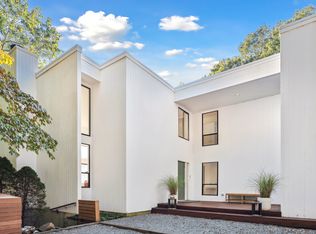 (Undisclosed Address), East Hampton, NY 11937