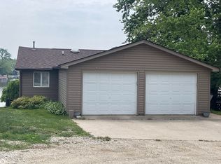 21586 485th Ln, Chariton, IA 50049