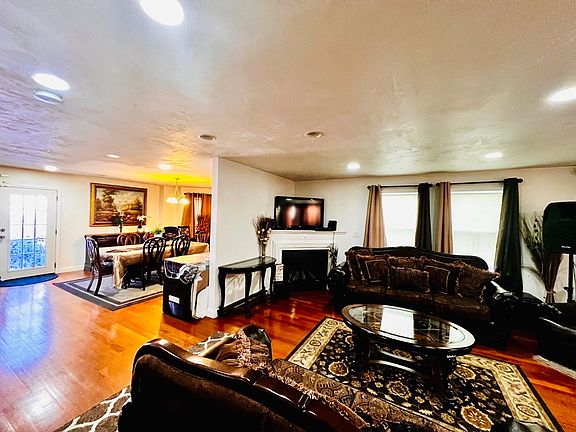 5th image of 24 Melba Way