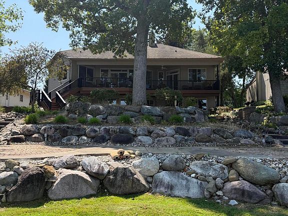 5th image of 4240 Dawn Dr