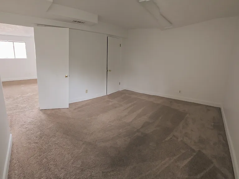 2222 E 6525 S — Photo 23
