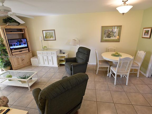 2nd image of 2834 Crosley Dr E APT D