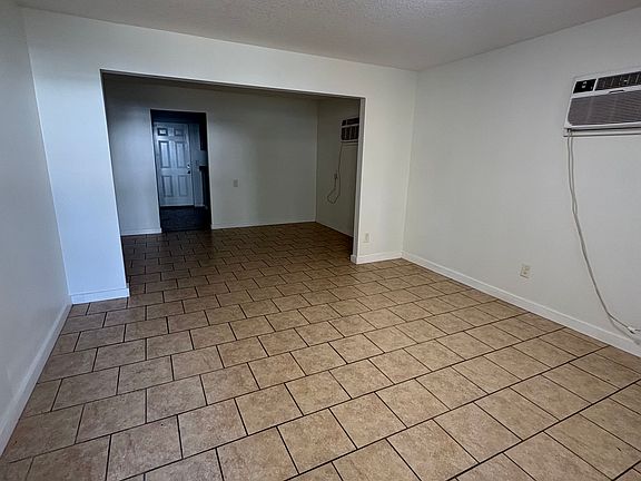 2nd image of 3513 Franklin Ave