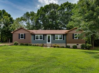 1125 Greenbrier Rd, Ashland City, TN 37015