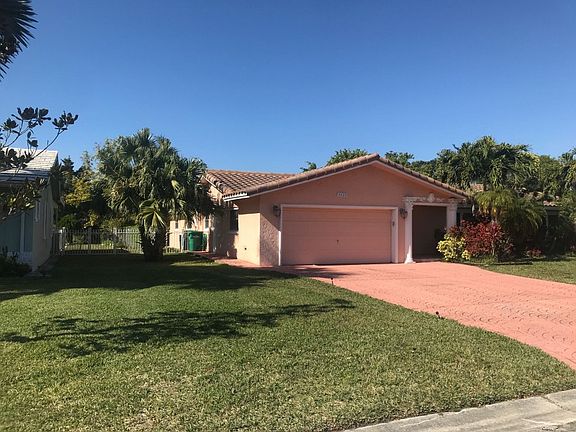 2nd image of 4420 NW 106th Ave