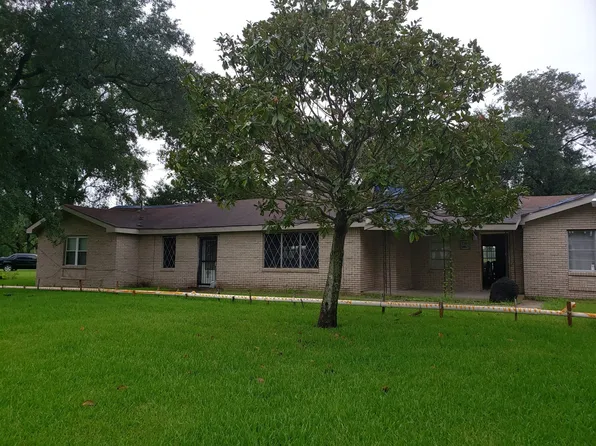 2101 Shirley St, Port Arthur, TX 77640