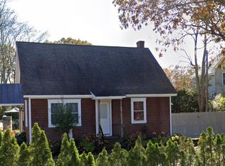 354 Sweezy Ave, Riverhead, NY 11901