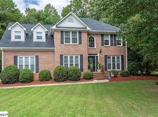 9 Chetfield Ct, Simpsonville, SC 29680