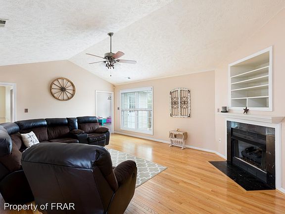 5th image of 5056 Woodspring Dr