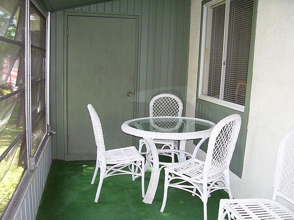 3rd image of 608 Midway Dr #B
