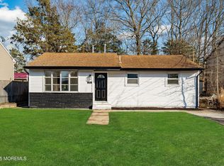 853 Radio Rd, Little Egg Harbor, NJ 08087