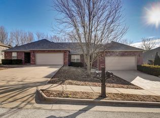 1102-1104 N Missouri Dr, Ozark, MO 65721
