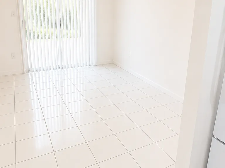 Allegro Apartments — Photo 7