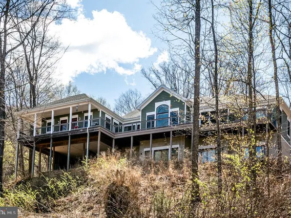 9586 Brunk Spring Ln, Broadway, VA 22815