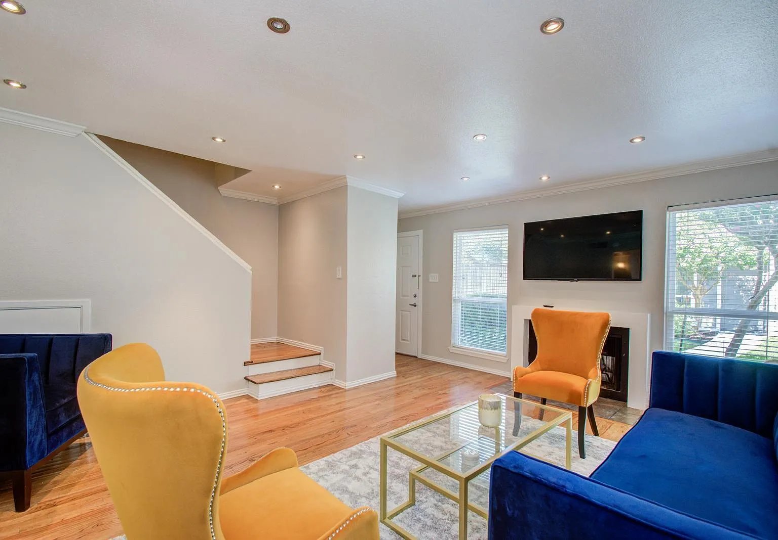 2 bed, 2.5 bath, 1296 sqft, $1,850 — Photo 4