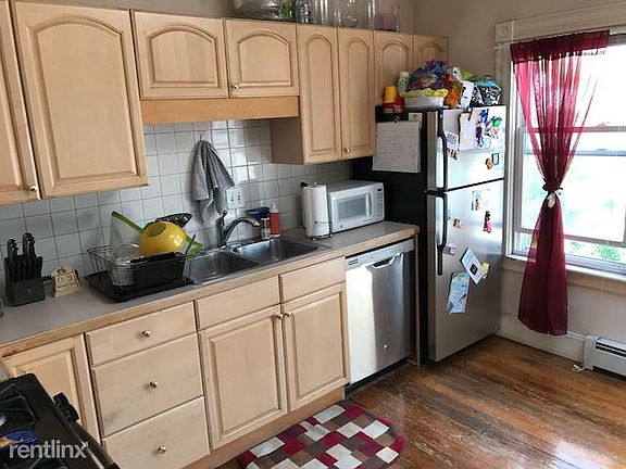 72 Gore St. #1 Cambridge Shared Unit Photo 6