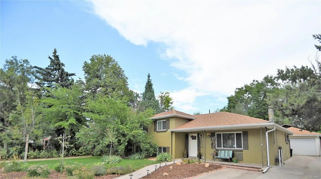 4 bed, 1958 sqft, $2,795 — Photo 1
