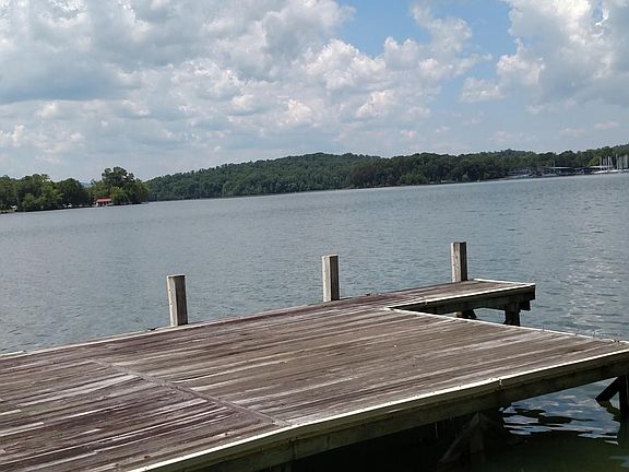 4th image of 145 Blue Herron Way