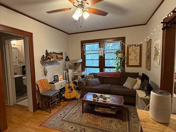 4th image of 1439 Grand Ave APT 3