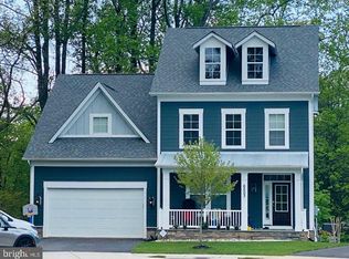 6203 Champion Oak Ct, Falls Church, VA 22044