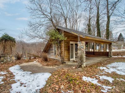 77 W South St, Douglas, MI, 49406