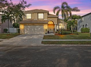 1148 NW 133rd Ave, Pembroke Pines, FL 33028