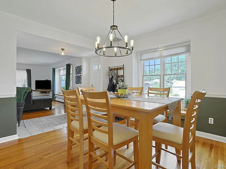 1 Grover Ave — Photo 14
