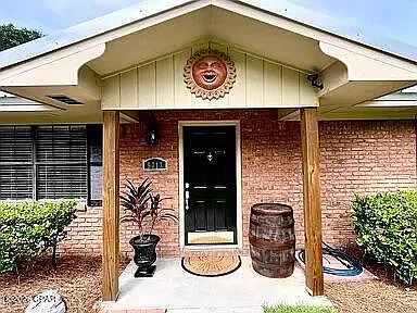 2 bed, 1000 sqft, $1,700 — Photo 2