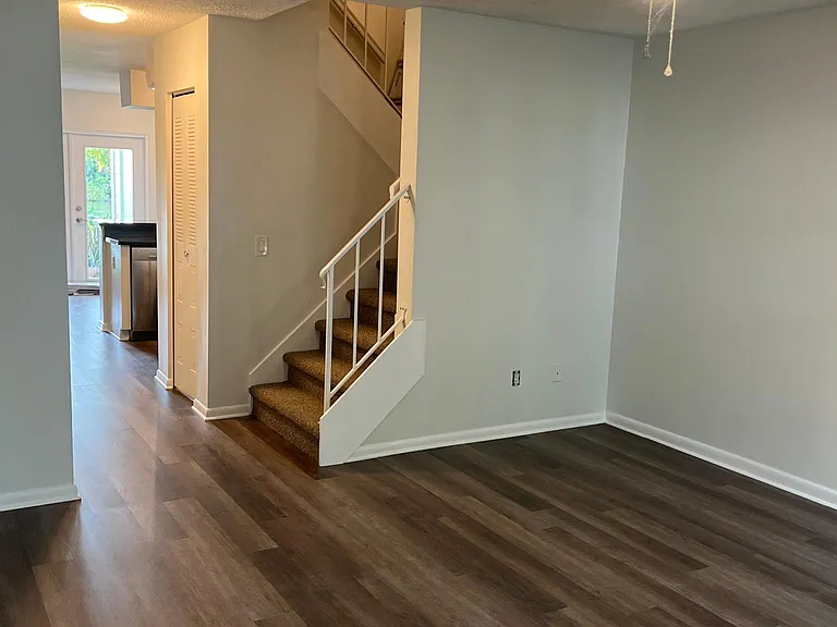 3343 W Wyoming Cir — Photo 3