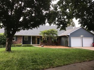 1904 E Arrowhead Pass, Sioux Falls, SD 57103