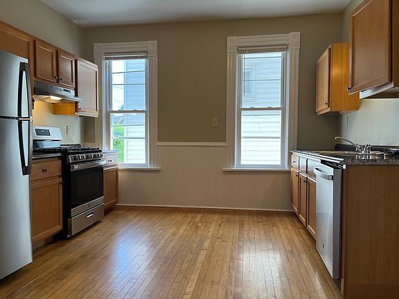 2nd image of 3104 S Griffin Ave Unit 1