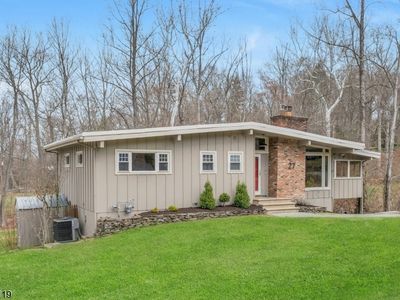 27 Bear Mountain Rd, Ringwood, NJ, 07456