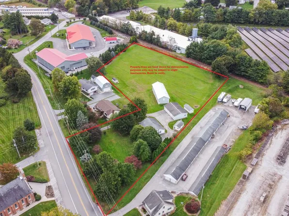 310 N Constitution Ave, New Freedom, PA 17349