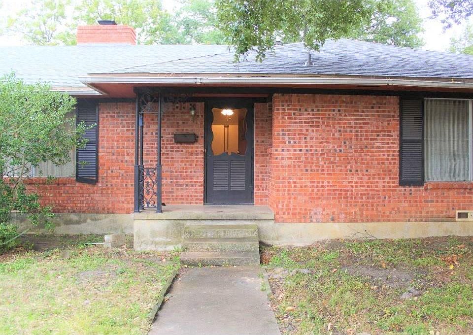 1st image of 1026 Hillcrest St