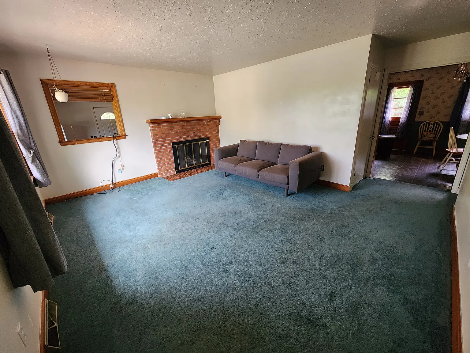 3 bed, 1630 sqft, $1,850 — Photo 4