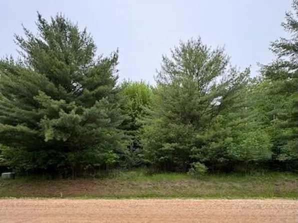 598 W Mount Garfield Rd, Norton Shores, MI 49441